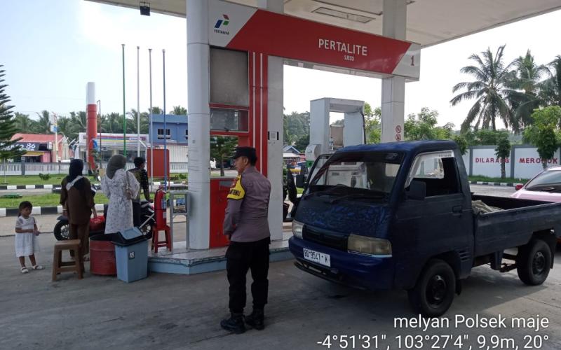 Polsek Maje Lakukan Pengawasan dan Pendataan Pasokan BBM di SPBU Air Numan Jaya 