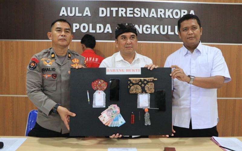 Modus Warung Makan, Warga Sindang Kelingi Jual Sabu