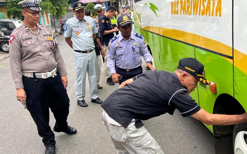 Jasa Raharja Bengkulu Ikut Serta Dalam Kegiatan Ramp Check  dan Pengawasan Bus Angkutan Umum di Lokasi Obyek Wisata