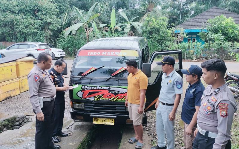 PT Jasa Raharja Cabang Bengkulu Bersama Kepolisian dan Dinas Perhubungan Gelar Ramp Check Untuk Memastikan Keamanan dan Keselamatan Angkutan Umum