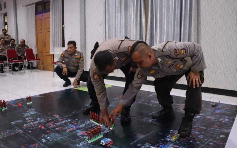 Polres Mukomuko Gelar Pemaparan Tactical Floor Game Pilkada 2024