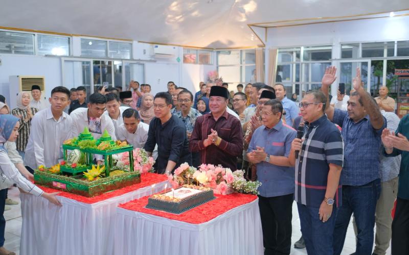 Kapolda Berikan Surprise Kepada Danrem dalam Rangka HUT TNI ke-79 