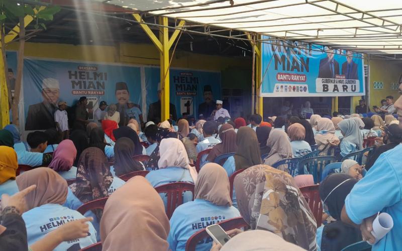Ratusan Warga Kembang Seri Siap Kawal Helmi-Mian Sampai Jadi Gubernur