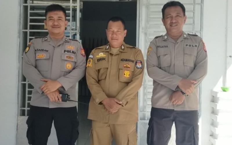 Pastikan Aman, Polres Mukomuko Tingkatkan Pengamanan Kantor KPU dan Bawaslu