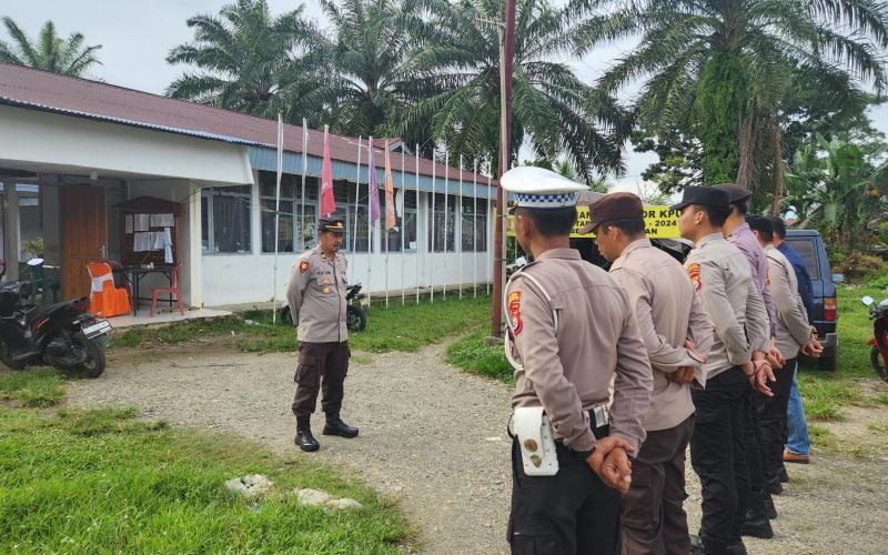 Polres Bengkulu Selatan Siagakan Personel PAM 24 Jam di Kantor KPU Pasca Pilkada 2024