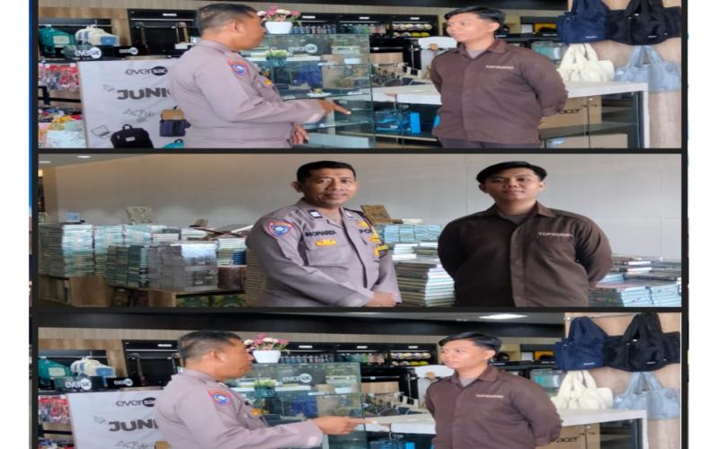 Bhabinkamtibmas Sawah Lebar Laksanakan Sambang di Gramedia, Berikan Himbauan Kamtibmas