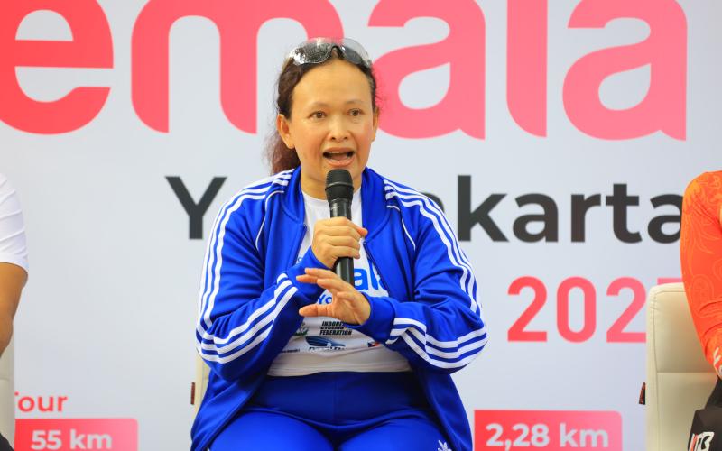 Yayasan Kemala Bhayangkari Gelar Baksos Perbaikan Irigasi Jalan di Yogyakarta