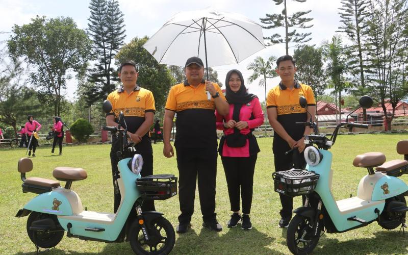 Jaga Kesehatan Tubuh, Polres Kepahiang Laksanakan Olahraga Bersama Dengan Bhayangkari