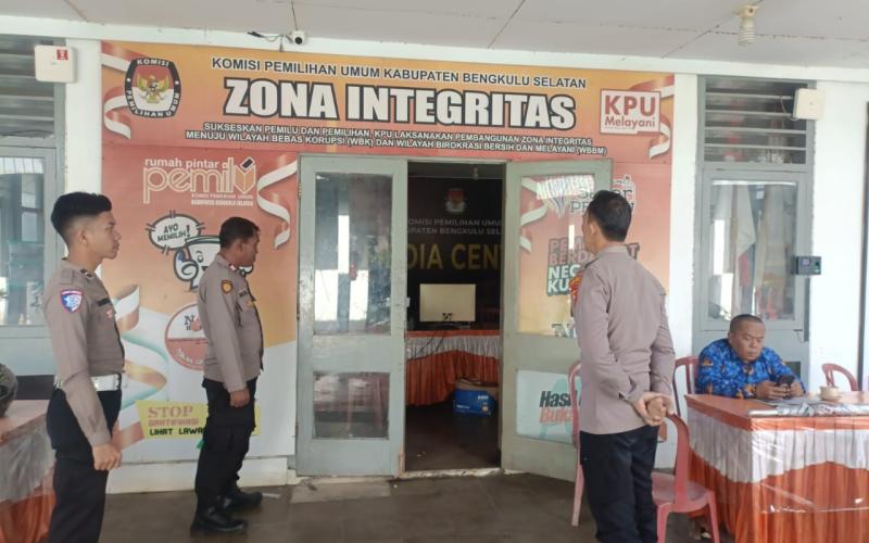 Polres Bengkulu Selatan Perketat Pengamanan Kantor KPU Pasca Pilkada 2024