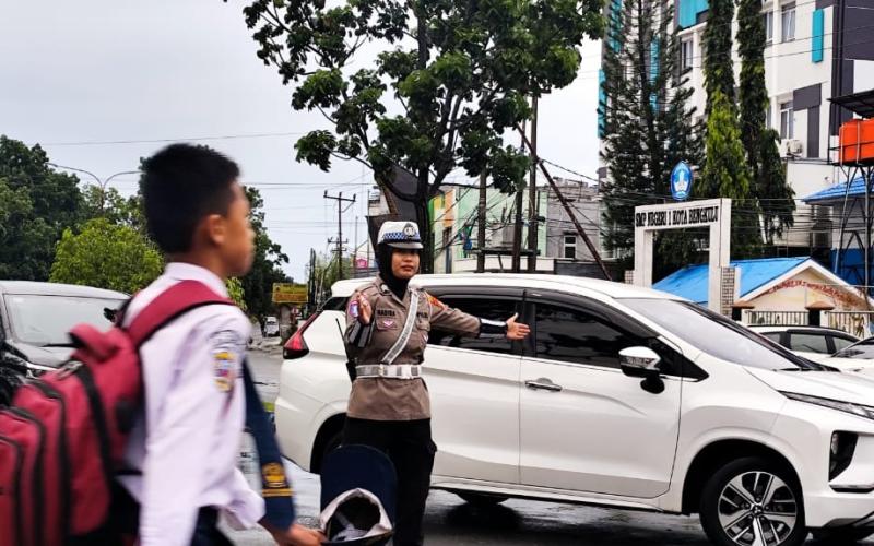 Pelayanan Polri untuk Masyarakat, Polresta Bengkulu Gelar Pengaturan Lalu Lintas Pagi Hari