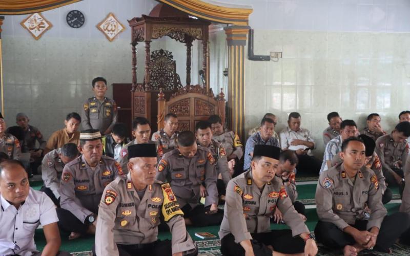Polres Seluma Laksanakan Pembinaan Rohani dan Mental untuk Tingkatkan Karakter Personil