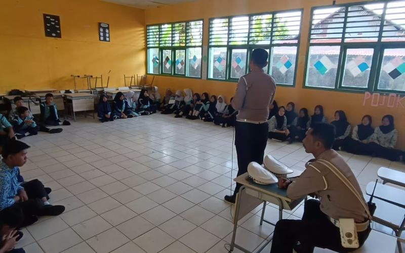 Satlantas Polres Bengkulu Selatan Gelar Sosialisasi Keselamatan Lalu Lintas di SMPN 12