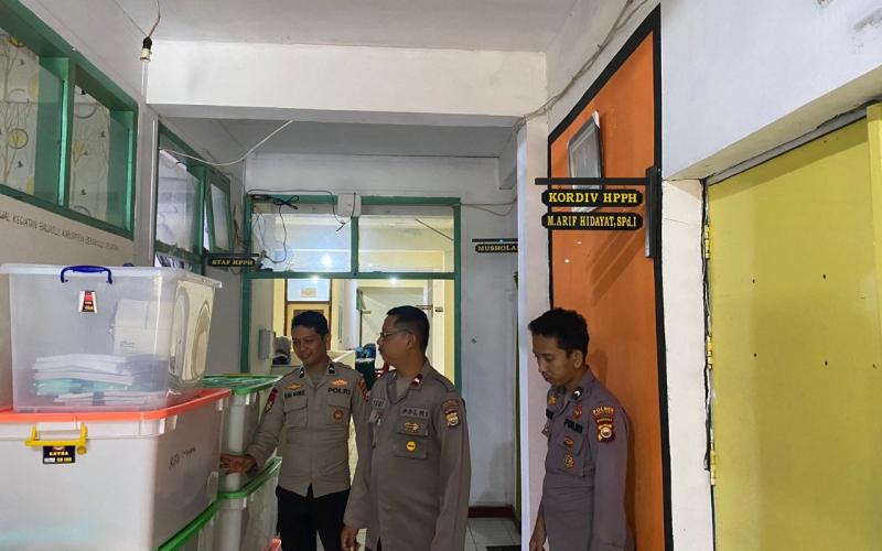 Polres Bengkulu Selatan Perketat Pengamanan Kantor Bawaslu Pasca Pilkada 2024