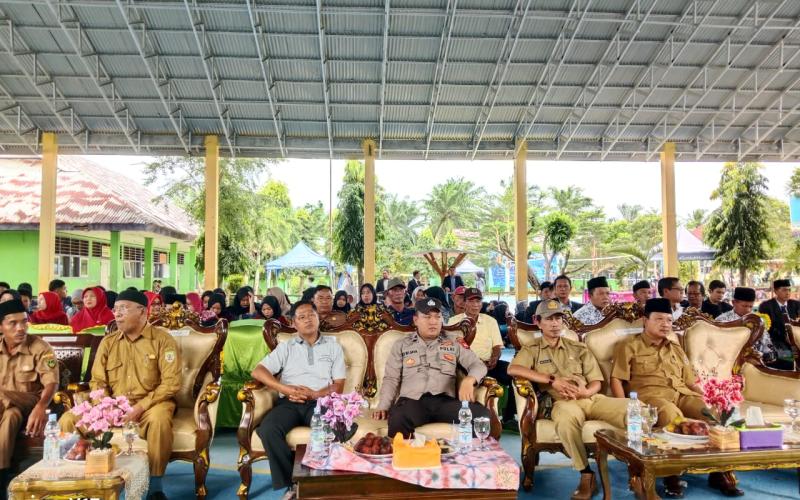 Polsek Pino Raya Berikan Dukungan pada Pembukaan Turnamen SMANPIRA CUP ke-XVI di SMAN 9 Bengkulu SelatanPolsek Pino Raya Berikan Dukungan pada Pembukaan Turnamen SMANPIRA CUP ke-XVI di SMAN 9 Bengkulu Selatan
