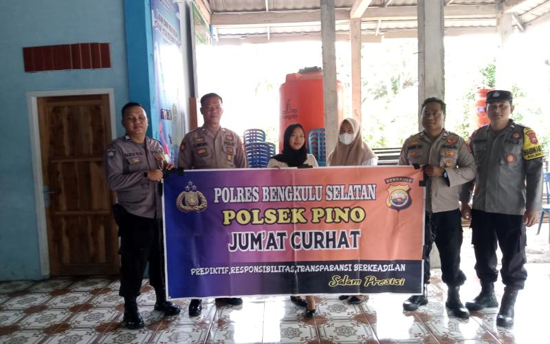Polsek Pino Polres Bengkulu Selatan lakukan Jumat Curhat, Data keluhan Warga
