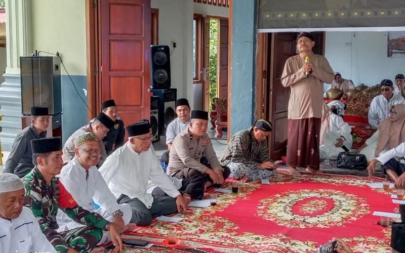 Polsek Pino Raya Hadiri Megengan Menyambut Bulan Suci Ramadan