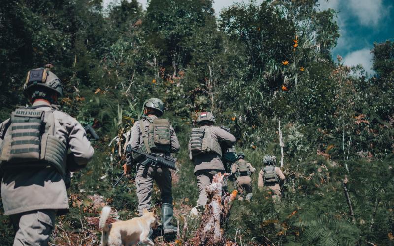 Patroli Humanis Ops Damai Cartenz 2026 Perkuat Stabilitas Keamanan di Distrik Kiwirok