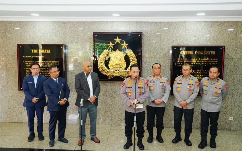 Terima Sertifikat IBDP SMA KTB, Kapolri: Cetak Generasi Muda untuk Wujudkan Indonesia Emas 2045