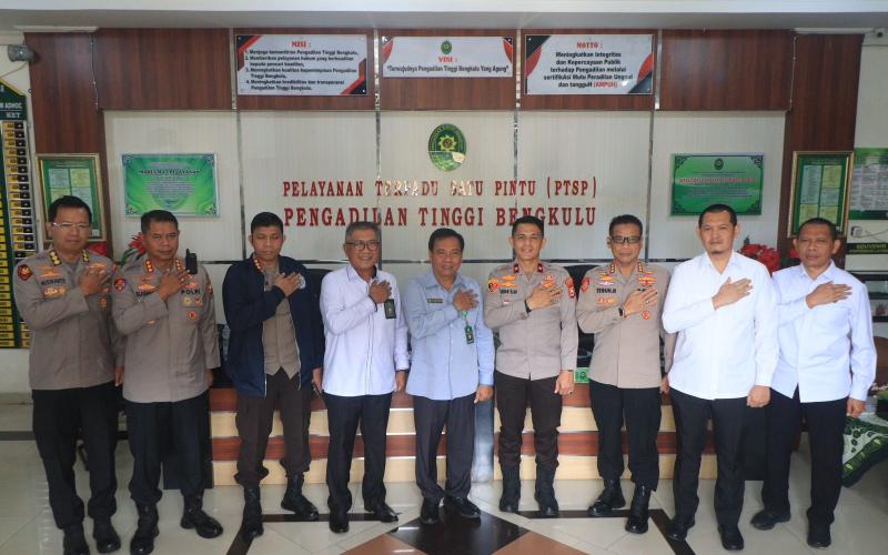 Kapolda Bengkulu Kunjungi Pengadilan Tinggi Bengkulu