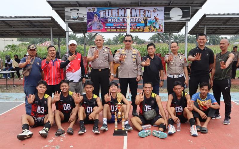 Kapolres Bengkulu Selatan Tutup Turnamen Bola Voli Kapolres Cup II