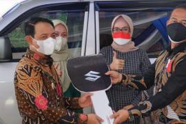 Wawali Resmikan Tempat Isoman dan Terima 1 Unit Ambulans dari PT KRU