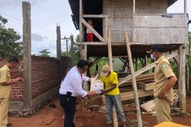 Satres Narkoba Polres Kepahiang Salurkan Bantuan Sosial