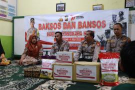 Sambut Hari Bhayangkara, Polres Kepahiang Salurkan Bantuan Sosial
