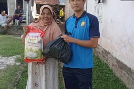 Rutin Setiap Jumat, Polres Mukomuko Kembali Berbagi kepada Masyarakat Melalui Polisi Rw