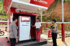 Polsek Muara Sahung Monitoring Ketersediaan BBM Jenis Pertamax di Pertashop 
