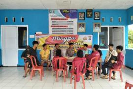 Minggu Kasih Polsek Kaur Selatan, Sambangi Pospel HKGB Pondok Pusaka Padang Petron 
