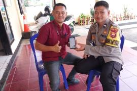 Permudah Layanan, Bhabinkamtibmas Air Manjunto Sosialisasikan Aplikasi Polri Super APP