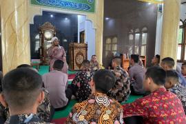 Tingkatkan Karakter Personel Jadi Lebih Humanis, Polres Kaur Gelar Binrohtal 