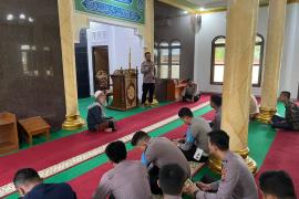 Bag SDM Polres Kaur, Gelar Binrohtal Pembacaan Yasin 