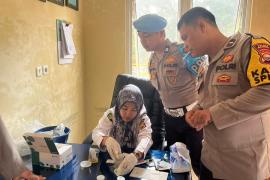 Propam Polres Mukomuko Gelar Tes Urine Dadakan Bagi Anggota