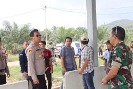 Kapolres Mukomuko Tinjau Lokasi TPS Sulit Terjangkau 