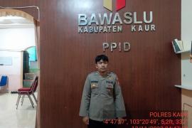 Polres Kaur Siagakan Personel Pengamanan di Kantor Bawaslu 