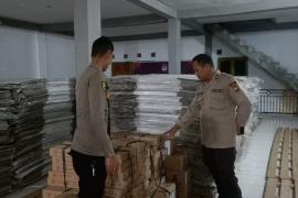 Satgas Preventif Operasi OMB Polres Kaur Tingkatkan Pengamanan di Gudang Logistik 3 KPU