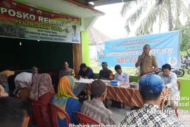Bhabinkamtibmas Menghadiri MusDes Penyusunan RKPDesa Tahun 2024 di Desa Pasar Baru 
