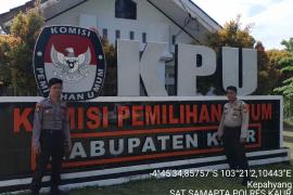 Pengawasan Kamtibmas, Personel OMB Nala 2023 Polres Kaur Patroli di KPUD 