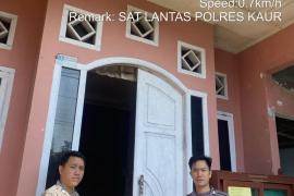 Secara Berkala, Personel OMB Nala 2023 Polres Kaur Patroli di Kantor Bawaslu 