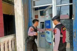 Polres Kaur Patroli Pengecekan Objek Vital ATM di Wilkum 
