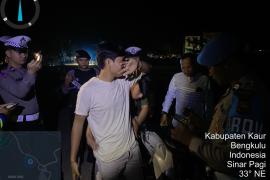 Tingkatkan Pengawasan, Polres Kaur Patroli KRYD  Malam Hari