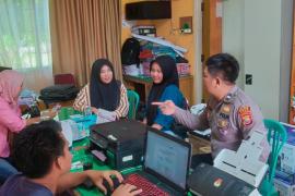 Personel Sat Lantas Polres Kaur Laksanakan Penyuluhan, Sampaikan Imbauan kamtibmas Jelang Nataru 2024
