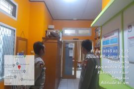 Patroli di Kantor KPUD Kaur, Personel OMB Cek Keamanan di Sekitar Kantor 