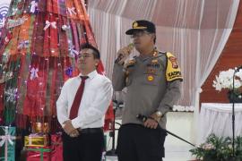 Kapolres dan FKPD Mukomuko Cek Kesiapan Pengamanan Malam Natal di Gereja