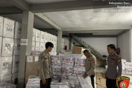 Patroli OMB, Polres Kaur Patroli Pengamanan di Gudang Logistik 