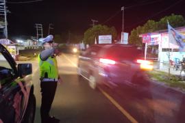 Sat Lantas Polres Kaur Monitor dan Patroli Blue Light di Jalan Lintas Sumatera