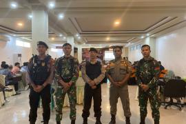 Sinergitas TNI-Polri Amankan Rapat Pleno Terbuka KPU Kabupaten Mukomuko