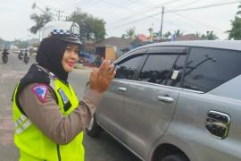 Pantau Arus Lalin, Polres Kaur Lakukan Pengaturan  Pagi Hari 