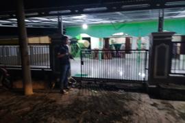 Ciptakan Kamtibmas, Sat Samapta Polres Kaur Pengamanan Shalat Tarawih di Masjid Nurul Huda 